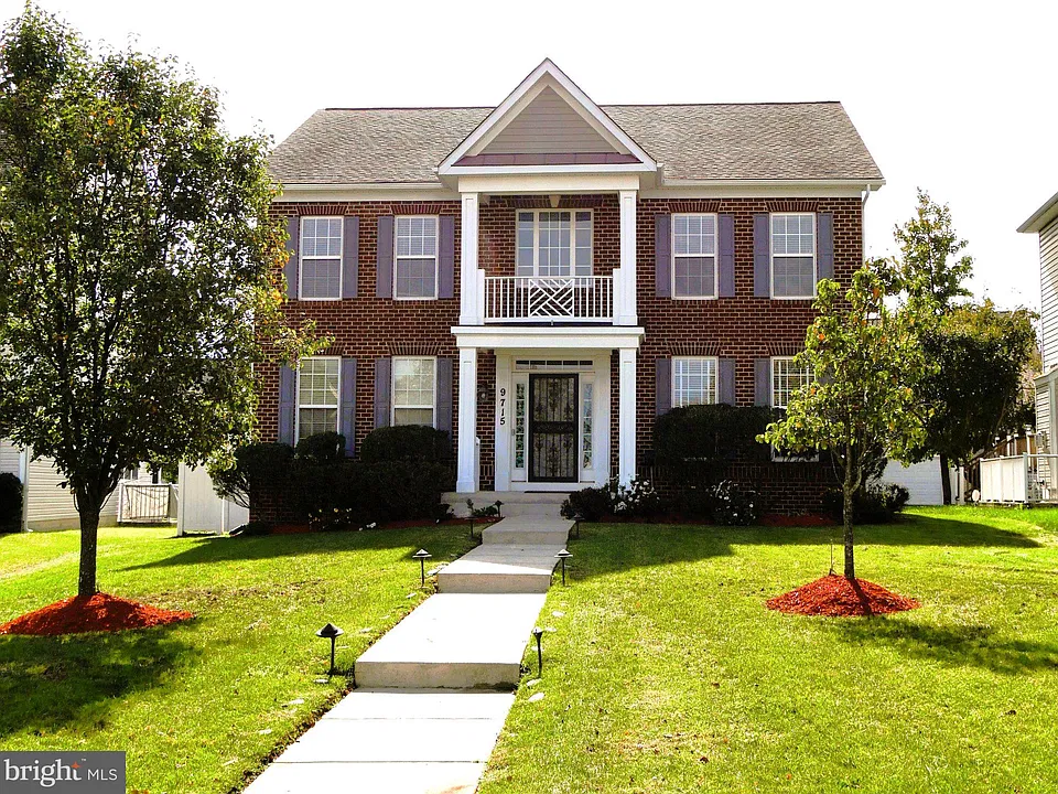 9715 Byward Blvd