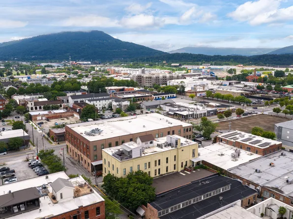 1433 Williams St Suite 1C, Chattanooga, TN 37408