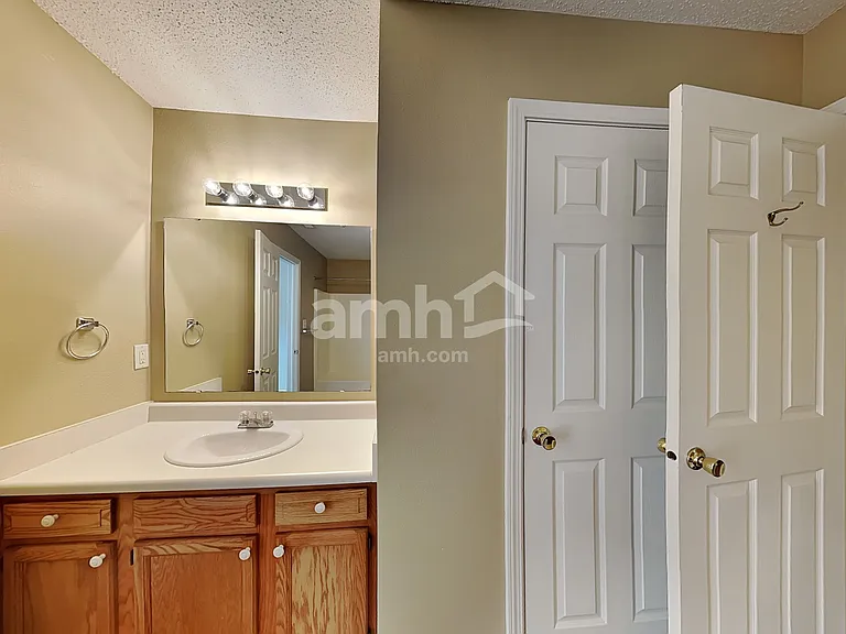 19470 Rocky Beach Dr — Photo 8