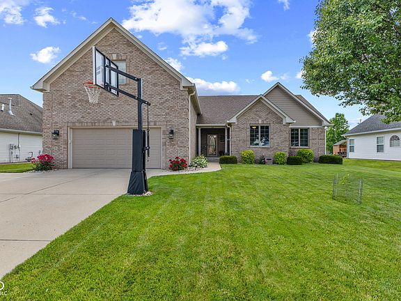 2nd image of 100 Decourcy Ln