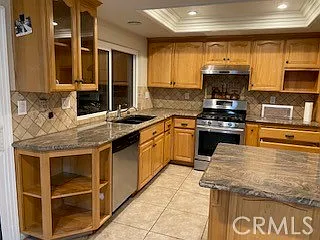 2117 W Sycamore Ave — Photo 3