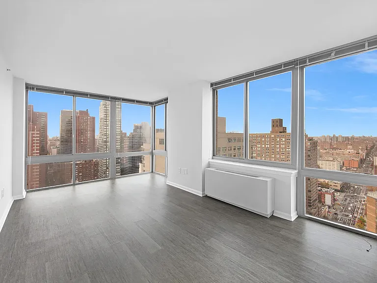 408 E 92nd St #26F — Photo 3