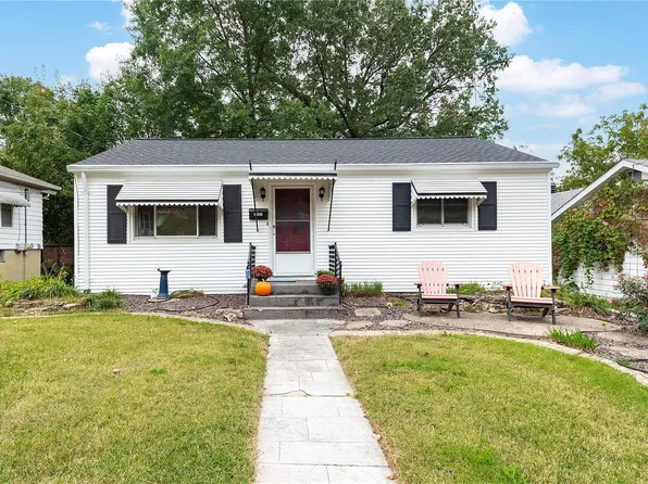 1421 Eberhart Ave, Edwardsville, IL 62025