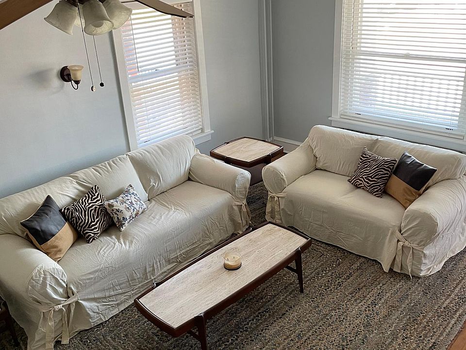 Large comfortable furniture if you choose. (Rental available with or without furniture)