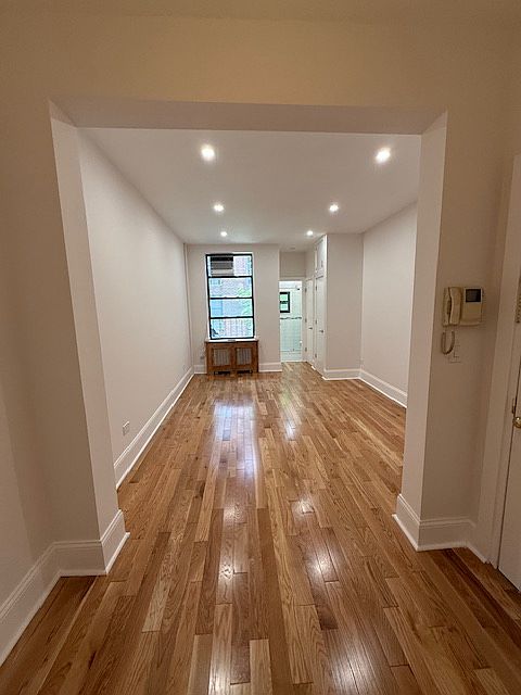 1st image of 69 8th Ave APT 32