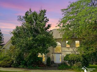 23670 Hall Rd, Woodhaven, MI 48183