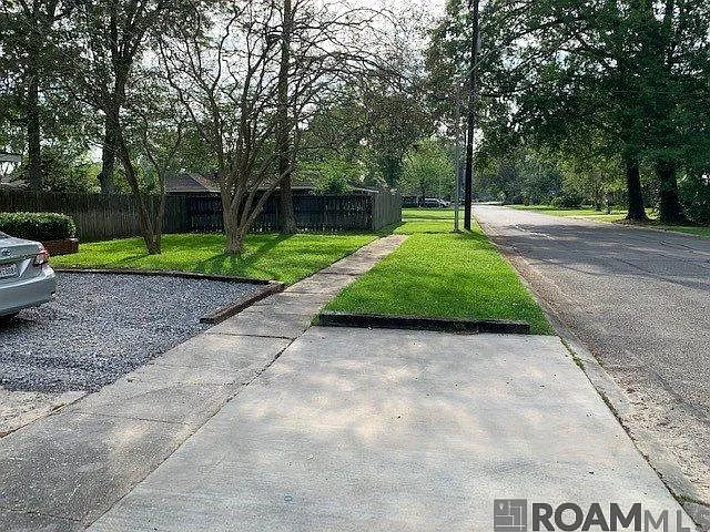 814 Lonita St — Photo 30