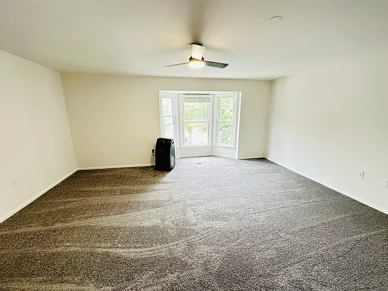 12143 Presidio Way — Photo 9