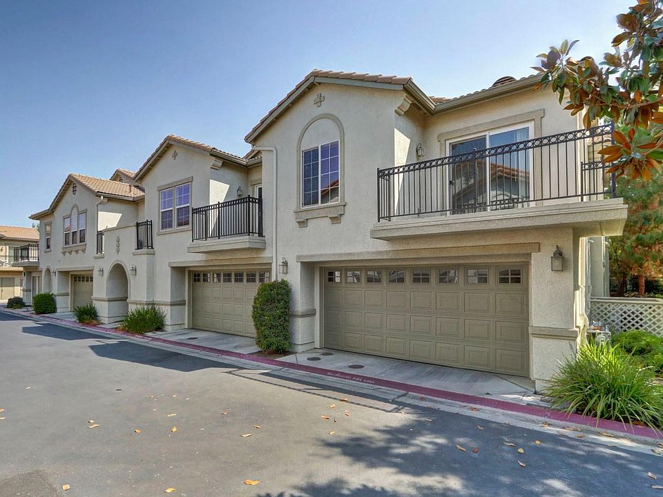 1st image of 3301 N Park Dr Unit 1011