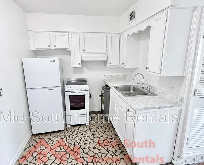 3969 Southlawn Ave #1 — Photo 5
