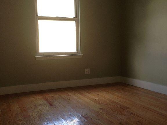 2nd image of 1075 Dekalb Ave #2