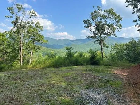 7 Eagle Fork Smt, Hayesville, NC 28904