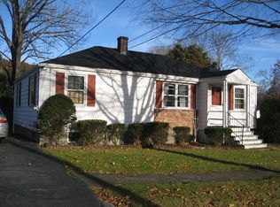 2 Deborah Rd, Worcester, MA 01605