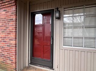 3818 E Country Club Rd APT D, Winston Salem, NC 27104
