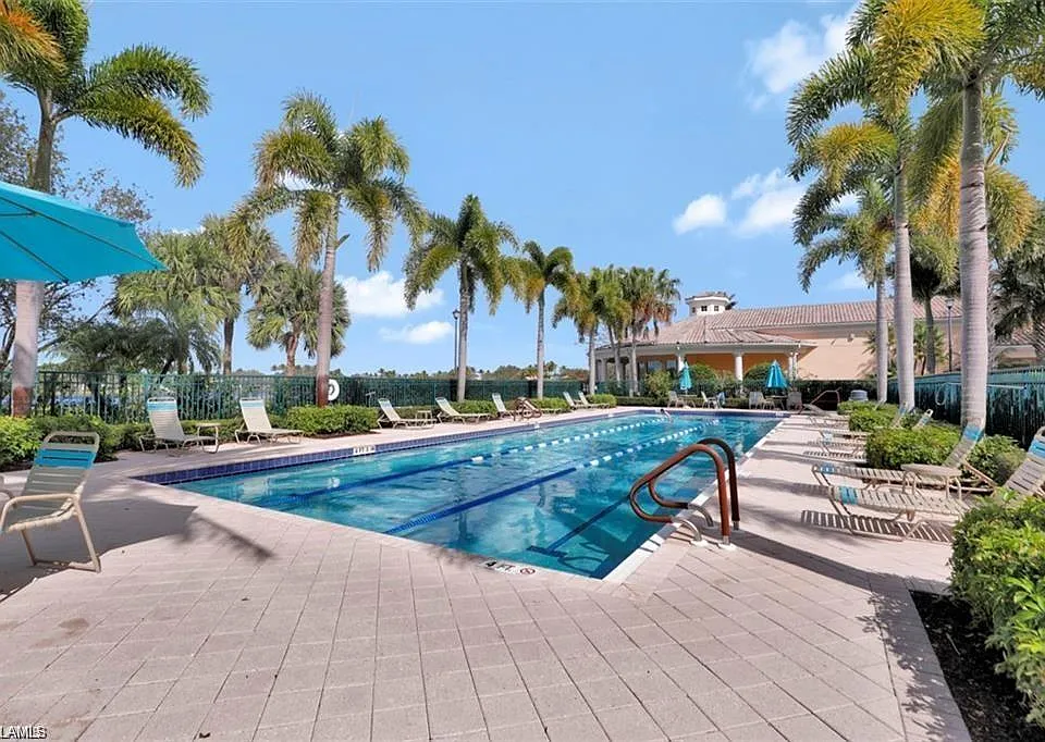 6190 Towncenter Cir