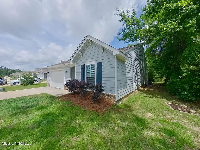 11502 Camden Court Cir — Photo 2