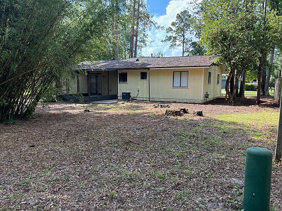 5th image of 2901 NW 42nd Pl