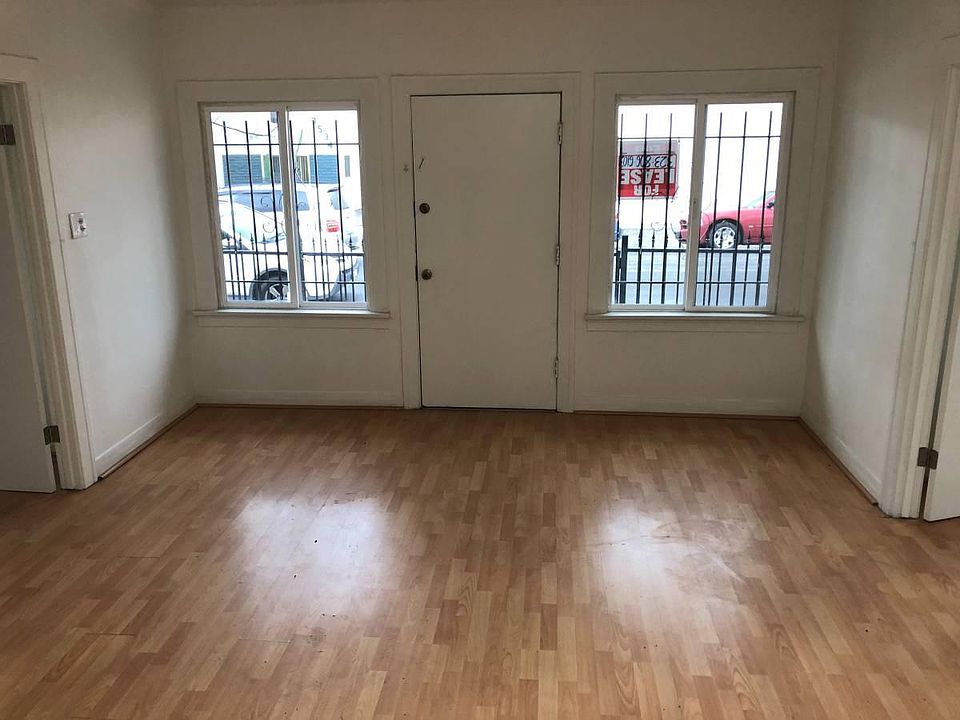 1st image of 3543 Perlita Ave