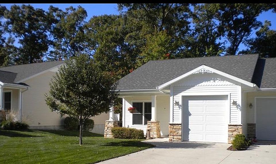 1st image of 1259 Blue Heron Dr