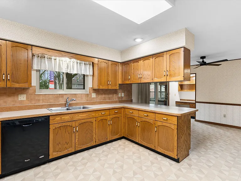 1017 Woodleaf Dr — Photo 20