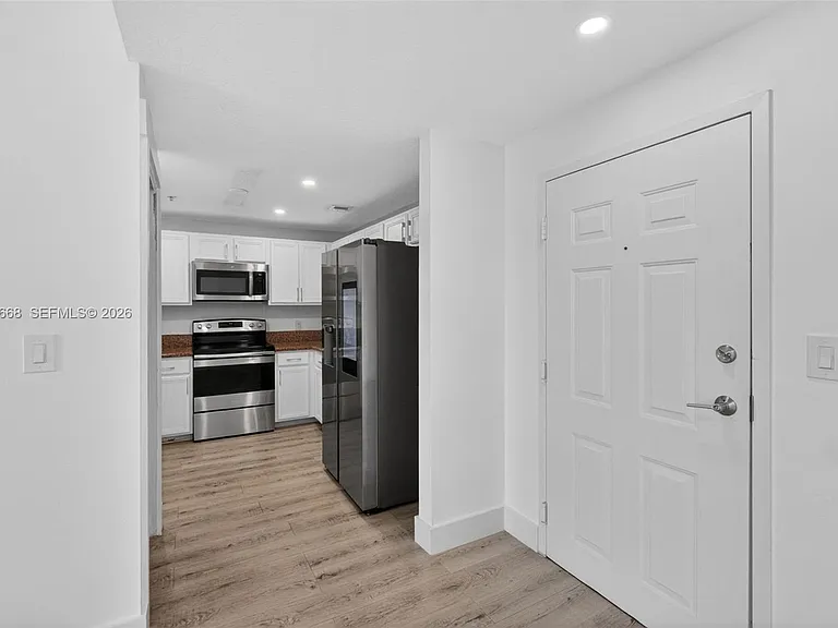 5271 SW 8th St #305 — Photo 6