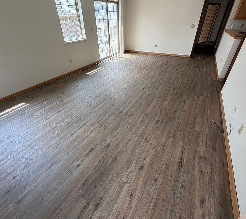 2nd image of 757 Meagher Ave