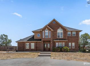 294 Burnett Ranch Rd, Electra, TX 76360