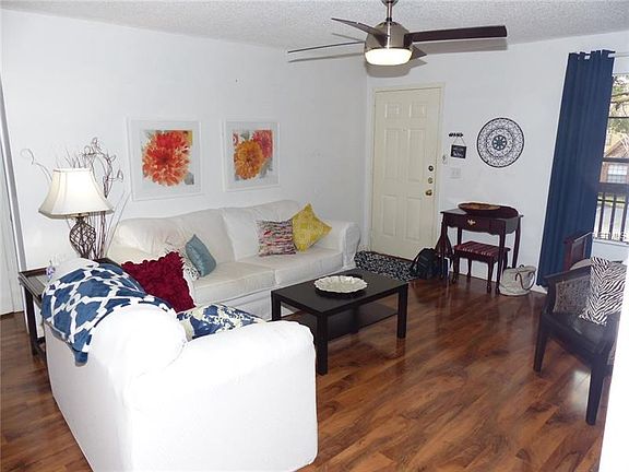 5th image of 430 Forestway Cir Unit 206
