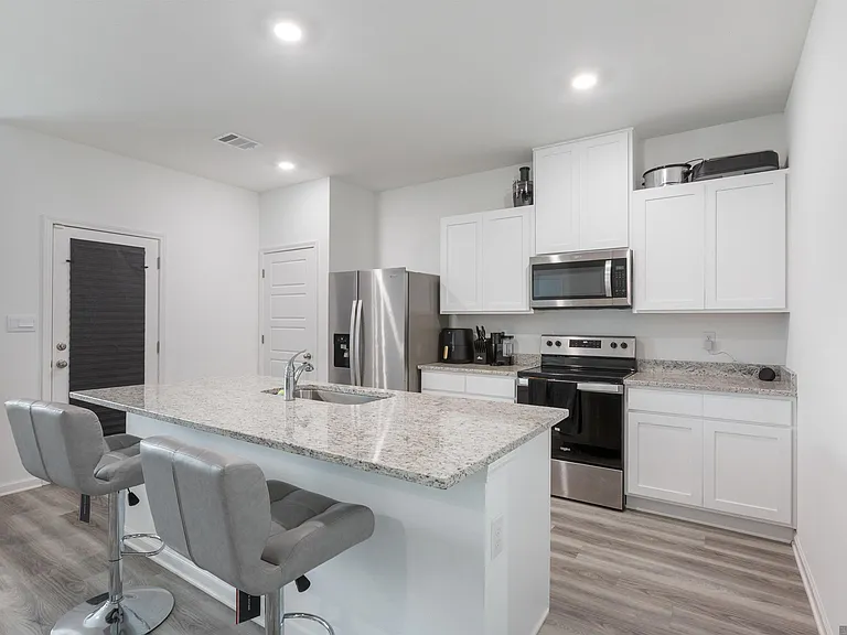 12822 Sweetleaf Ave — Photo 5