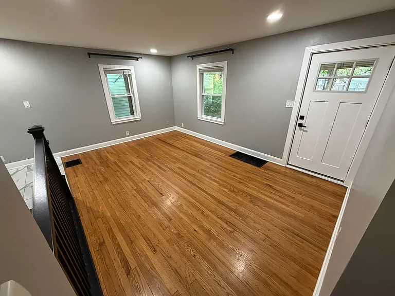 2738 Allegheny Ave — Photo 15