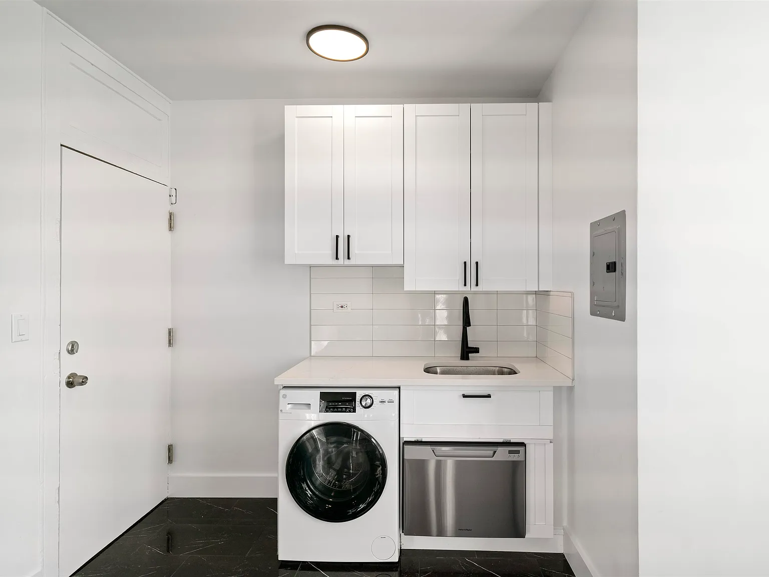 1 bed, 1.0 bath, $3,395 — Photo 4