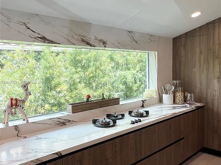 4515 Alton Rd — Photo 8
