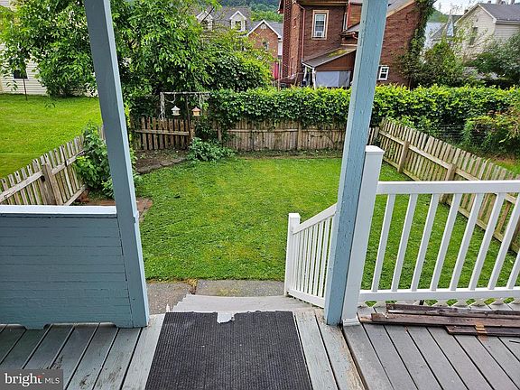 2nd image of 1356 Lincoln Ave
