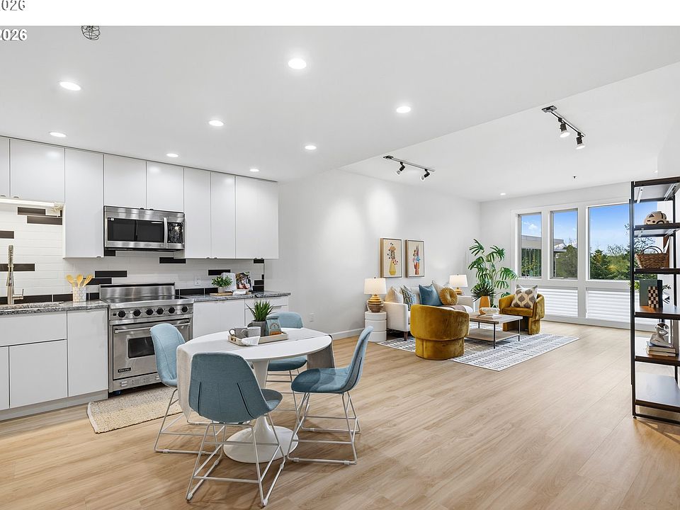 1st image of 12600 SW Crescent St APT 206