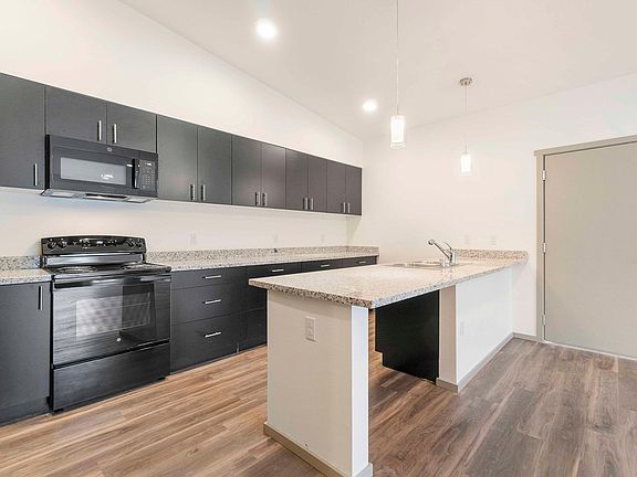 2nd image of 4943 Dunham Dr #820f7bef9