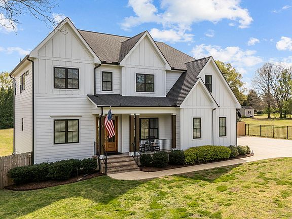 3rd image of 9201 Penny Rd