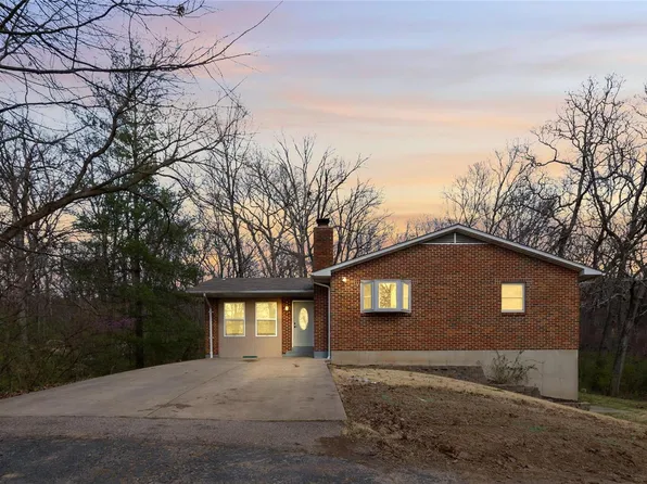 20 Castle Acres, Festus, MO 63028