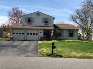 8063 Bamm Hollow Rd, Clay, NY 13041