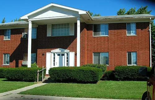 5630 George St #4 Photo 1