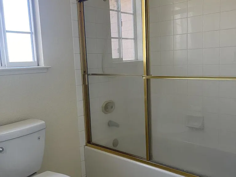 2234 Prestwick Dr — Photo 4