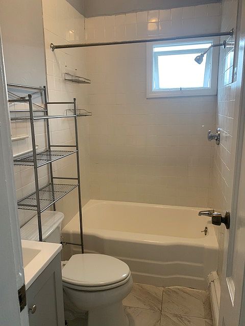 1st image of 60 Fremont St APT 2