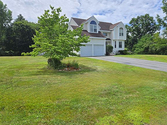 5th image of 4 Jennifer Dr