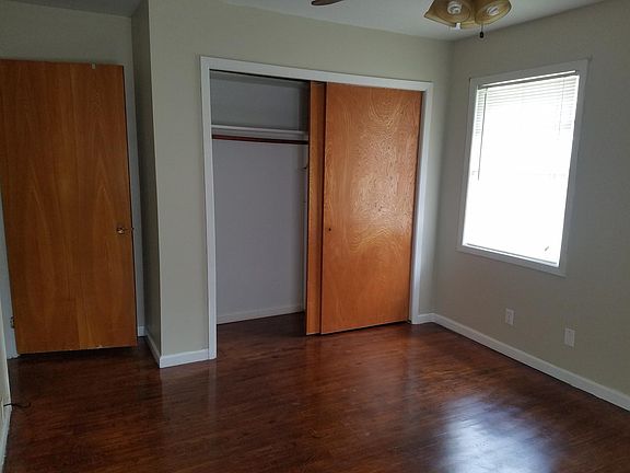 Very large back bedroom - freshly painted