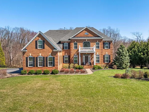 1004 Coachford Ct, Lutherville Timonium, MD 21093