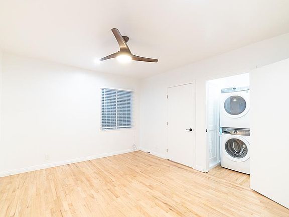 5th image of 4371 Rosewood Ave