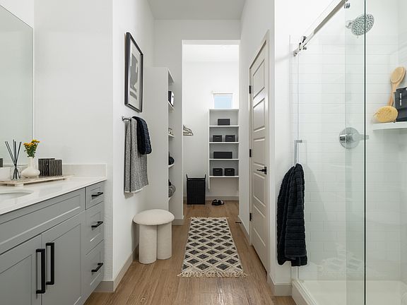 4th image of 1815 W Parsons Rd #6737896