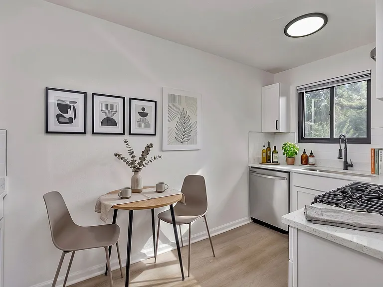 2535 Lysle Ln #4B — Photo 5