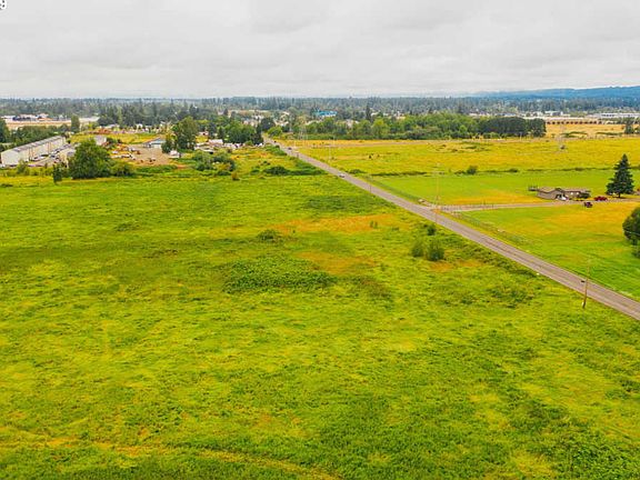 3rd image of 5110 NE 137th Ave