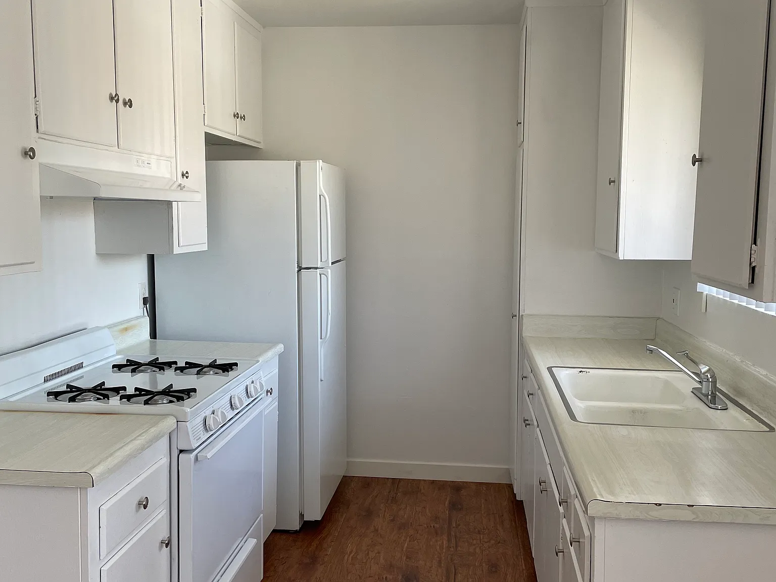 1 bed, 650 sqft, $1,765 — Photo 3