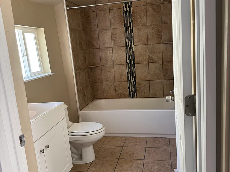 1420 Pinyon Ave — Photo 11